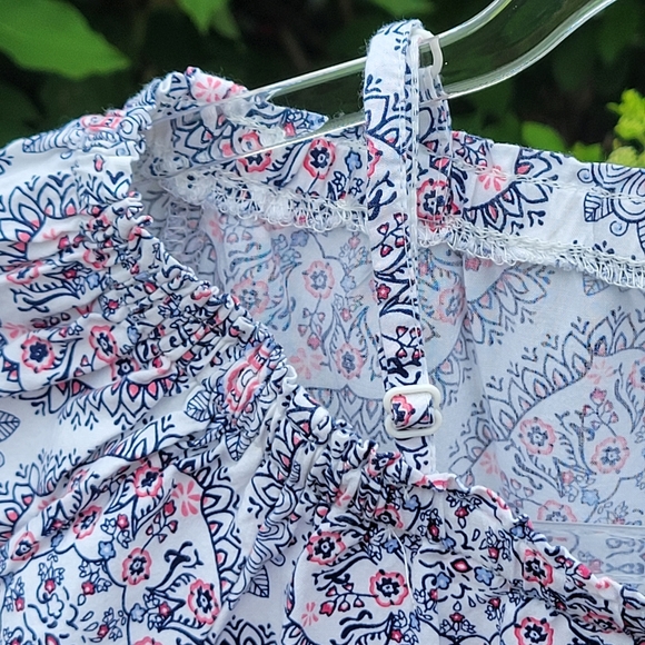 Epic Threads cold shoulder blue pink floral pattern smocked top Medium - Picture 5 of 9